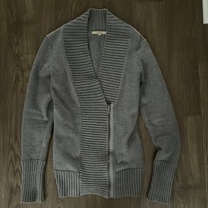 Warm and elegant cardigan